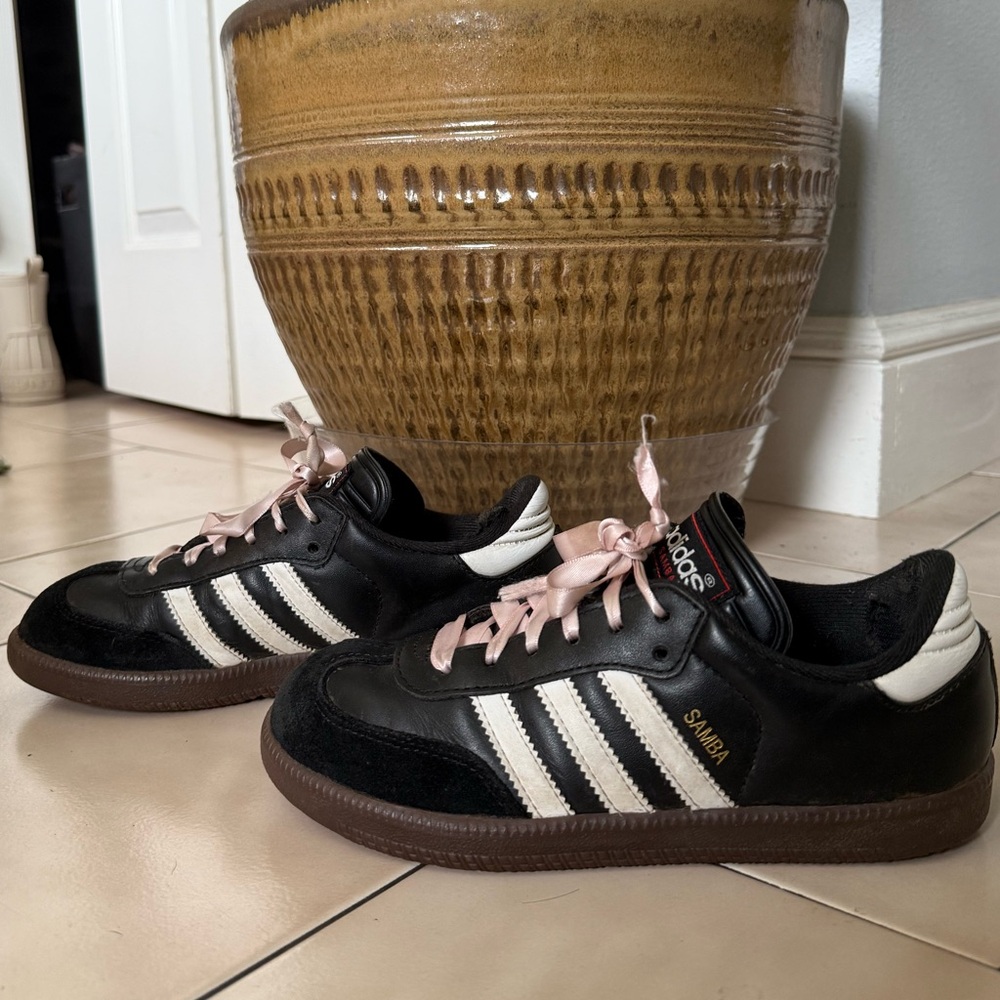 Adidas Samba Sneakers with Pink Laces